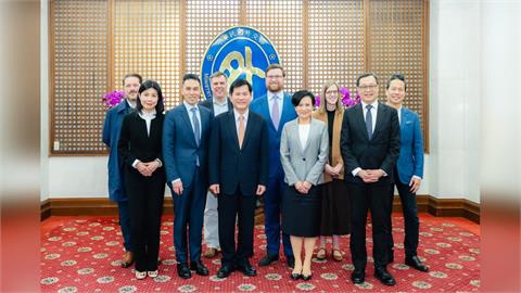  接待「全球台灣研究中心」訪團　林佳龍：台灣是世界不可或缺的夥伴