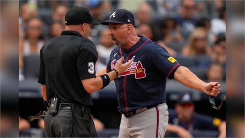MLB(影)／勇士總教練為王牌槓上主審裁判遭驅逐！賽後稱這是糟糕的判決