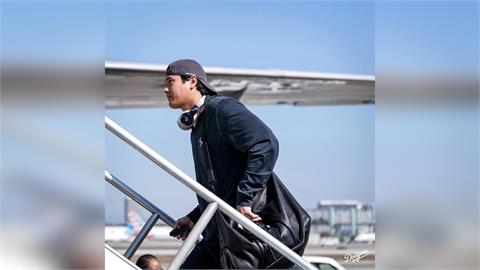 MLB／道奇球星「登機時尚」！山本由伸背LV、大谷翔平、佐佐木朗希運動裝
