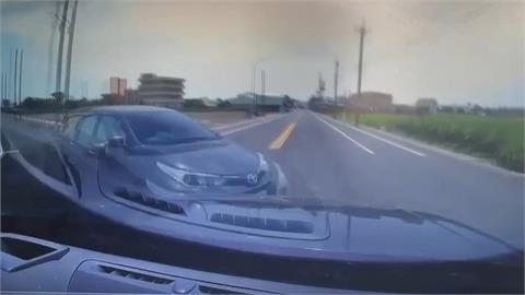 路口大對決！　兩車疑未減速相撞　雙雙衝進田中釀5傷送醫