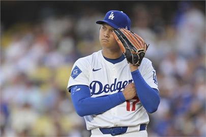 MLB(影)／「投手大谷」本季首度挨轟！橫掃球遭「黑鱒」一棒掃出牆