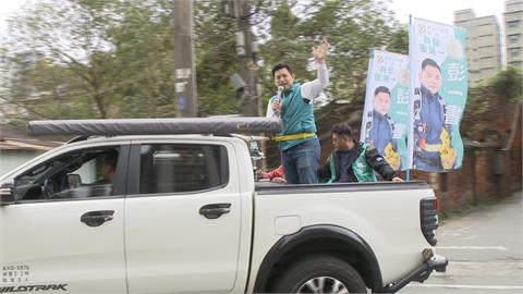 民進黨新北「土樹三鶯」激戰　吳昇翰傾聽民意、彭一書車掃拚出線