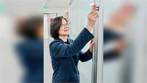 蔡英文當總統理由很「潦草」？親曝因「他在哭」：後來一路執政8年