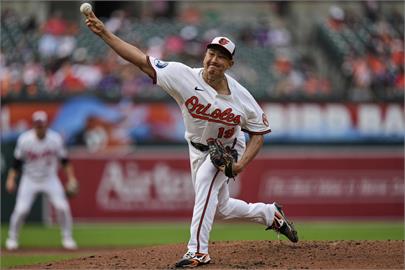 MLB(影)／前讀賣巨人王牌證明自己！35歲菅野智之當大聯盟菜鳥上半季奪7勝