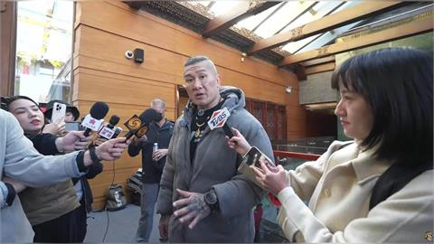 快新聞/小草挺館長扯「政治迫害」!發動上凱道「邀柯文哲、黃國昌」 網傻眼開酸