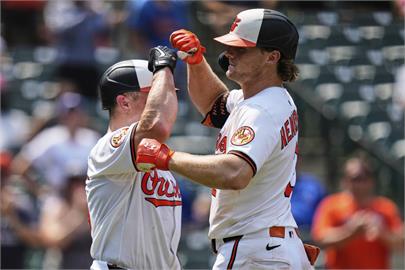 MLB(影)／長短兼施火力兇悍!　金鶯創大聯盟紀錄還痛宰藍鳥