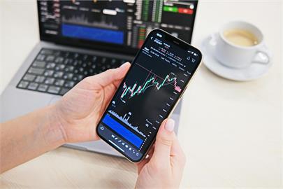 小孟老師運勢／巨蟹座先暫時休息！3星座「穩定投資」財源旺宜謹慎