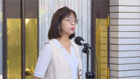 快新聞／林淑芬質問黃國昌「是不是美國人的阿爸？」　怒嗆：別只躲在老婆後面