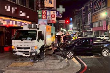 毒駕上路釀禍！新北男高速撞2行人　釀1骨折1傷