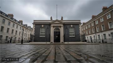范斯馬斯克齊轟英命案　首相官邸怒斥：別干預我國民主