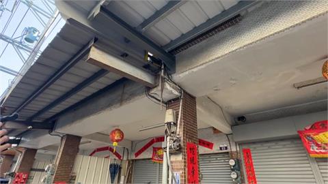 連假Day1　台中神岡民宅火警　原來是電線遭雨遮磨損意外走火
