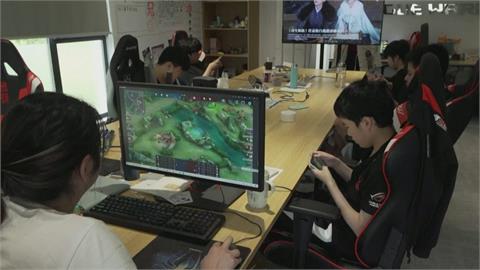 中國電玩禁令難擋　「租帳號玩網遊」遊走灰色地帶