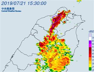午後大雷雨！雙北、桃園等12縣市發布大雨特報
