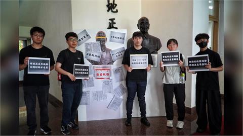 快新聞／東吳大學蔣介石銅像要拆了！　校內「中正圖書館」也擬更名