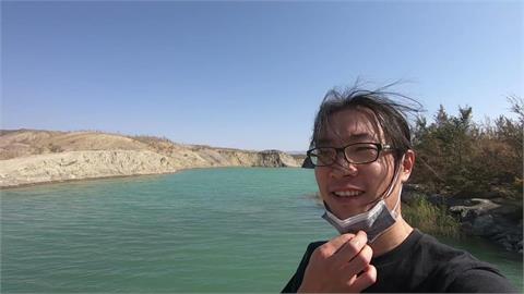 中國青年拍新疆拘留營後逃亡 美放棄遣送至烏干達