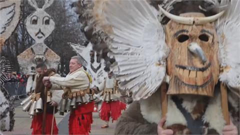 保加利亞面具節迎新春　蘇瓦慶典入選世界遺產