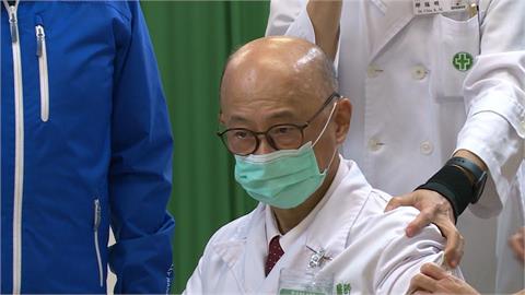 心臟科權威林芳郁69歲罹失智症！妻曝1事後「開始焦慮」：幾乎不說話