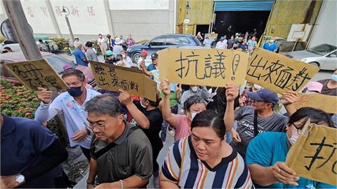 向前行(影)／傅拍桌罵中央？吳崑玉轟「夫妻都廢話」：以曾經跟他們同黨為恥！