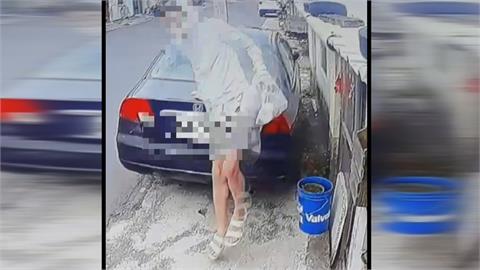 男子有路不走橫踏車頂而過　天窗被踩破一大洞