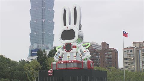 2023台灣燈會熱鬧登場　22米科技兔主燈緊鄰台北101超吸睛