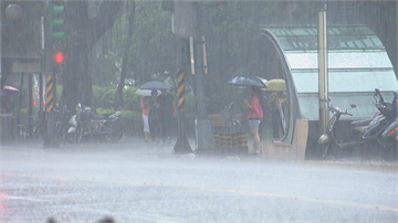 快新聞／雨彈又來！ 氣象局對台南以北14縣市發布大雨特報