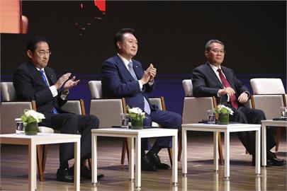 日韓中三國峰會首爾舉行　北朝鮮將發射火箭　小金喊出「再接再厲」