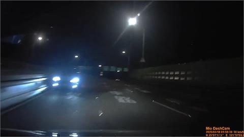 驚險！　環保局人員深夜稽查遭逆向追撞　警竟問：是否看到車牌