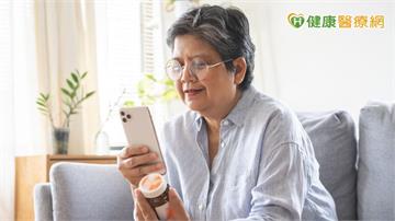 「YT名醫」查無此人　精神科專家：AI影像恐不止長者上當