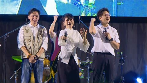 快新聞／大咖台語歌后也挺沈伯洋！首度震撼同台開心共舞　他笑認沒天份