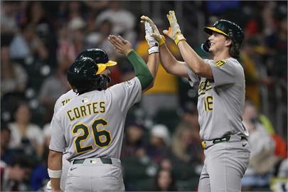 MLB(影)／「覺得像是在做夢！」運動家單場四轟家超級新秀：真的是太神奇了