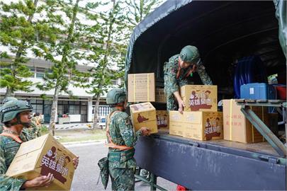 快新聞／「天兔」來襲！國防部完成一級開設　3萬多國軍弟兄待命防颱