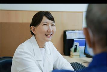 甜食控注意！元宵不只怕發胖   她連嗑7顆包餡大湯圓慘就醫