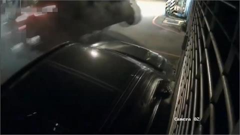 花蓮男毒駕上路狂飆！ //連撞路邊轎車、電桿才停下