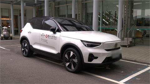 全台首輛純電動醫療巡迴車 深入北海岸偏鄉提供醫療照護