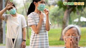中秋連假小心流感、新冠！疾管署示警「7大危險徵兆」高危險群當心