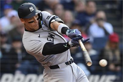 MLB(影)/單場4-4「鐵支」絕好調! 洋基法官暫居「大聯盟六冠王」