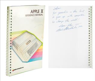 蘋果迷的天堂聖品！賈伯斯親簽Apple II破2千萬天價拍出