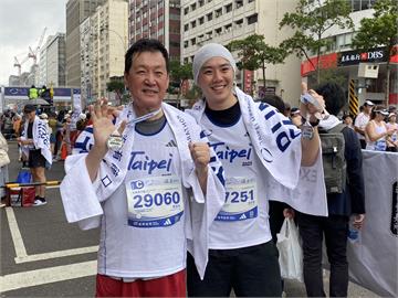 「2023臺北馬拉松」開跑！　費鴻泰連年參加創佳績