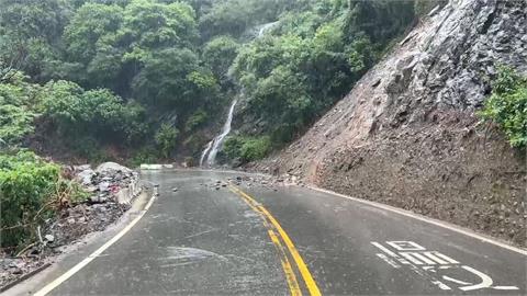楊柳暴風圈橫掃山區　茂林林道土石坍方阻路