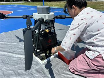 保障孤島居民用藥權益 衛福部首度啟動無人機送藥機制