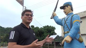 異國風軍裝神像　鎮水庫吸睛