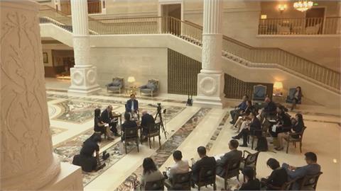 駁逃亡說！華為創辦人任正非亮相　女兒姚安娜「秀衣Q」回應