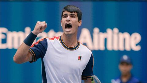 西班牙18歲小將爆冷贏西西帕斯　晉美網4輪32年來最年輕