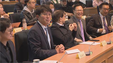 快新聞／撿到槍？要求卓揆撤換郭智輝　黃國昌這樣談政府下鄉宣講