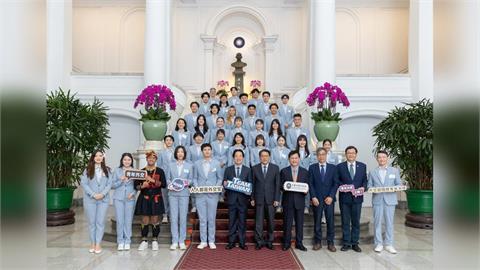 快新聞／陪同國際青年大使晉見賴總統　林佳龍：讓台灣在世界發光