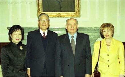 台灣前總統VS.戈巴契夫！他列「3關鍵原因」大讚李登輝：了不起的領袖
