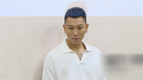 饒舌歌手瘦子化身一日店長　居家休閒裝扮甩酷帥形象