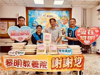 花蓮議員攜民間贈3百公斤白米　行動支持在地3大公益機構