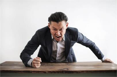 只有言語攻擊　這樣也會違反保令嗎？