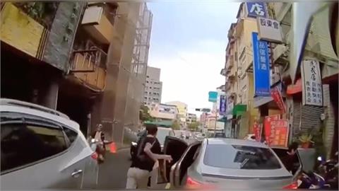 5失聯移工跳車逃逸 熱心民眾指引助警逮人